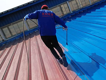 你知道舊房彩鋼瓦除銹防腐翻新價格嗎？